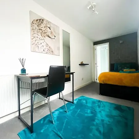 Town-centre Stylish Work Stay, 3 Beds 3 En-suites Middlesbrough